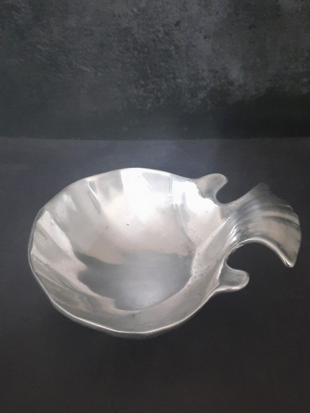 Wilton Armetale Polished Pewter Fish Dish with Handle